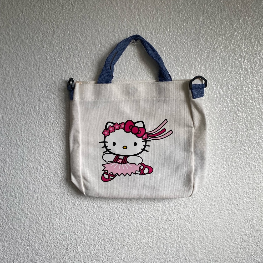 Small hello kitty tote bag